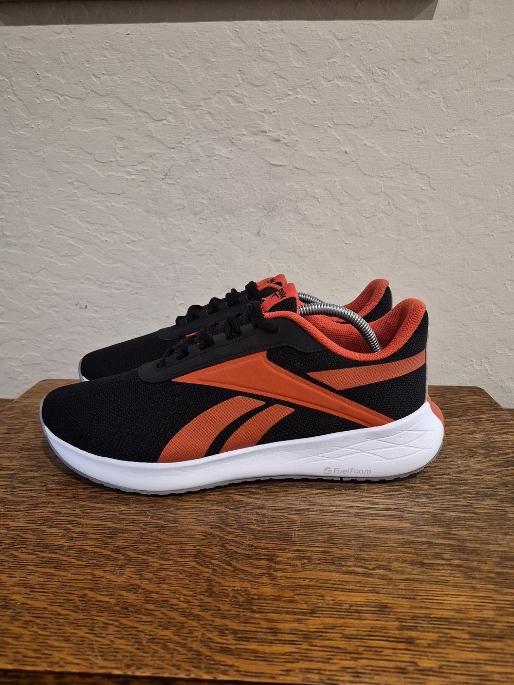 Reebok Energen Plus Athletic Running Shoes 
Men's Size US 11